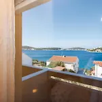 Two-bedroom In Zatoglav Apartmán