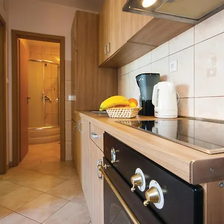 Daire Two-bedroom In Zatoglav Podglavica