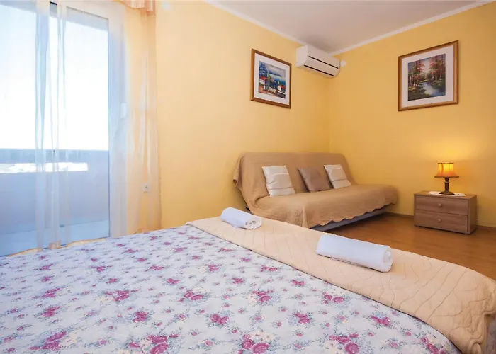 Two-bedroom In Zatoglav * Podglavica